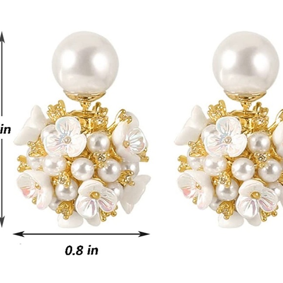 ✨DIVINE ✨Double Sided Shell Flower Pearl Statement Earrings - Picture 3 of 3
